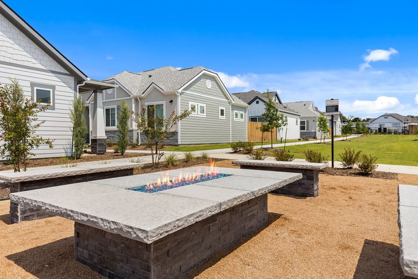 Avilla Traditions Apartments, 3500 South Great Southwest Parkway, Grand